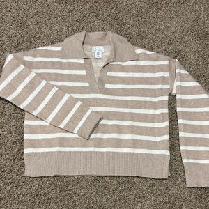 Nicole Miller Men's V-Neck Sweater in Tan and Cream Stripes